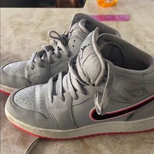Nike Air Jordan’s size 5 Women’s